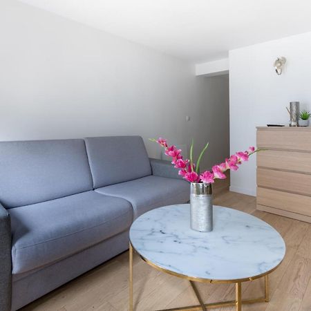 Home Suite Home Grands Boulevards - 42 パリ エクステリア 写真